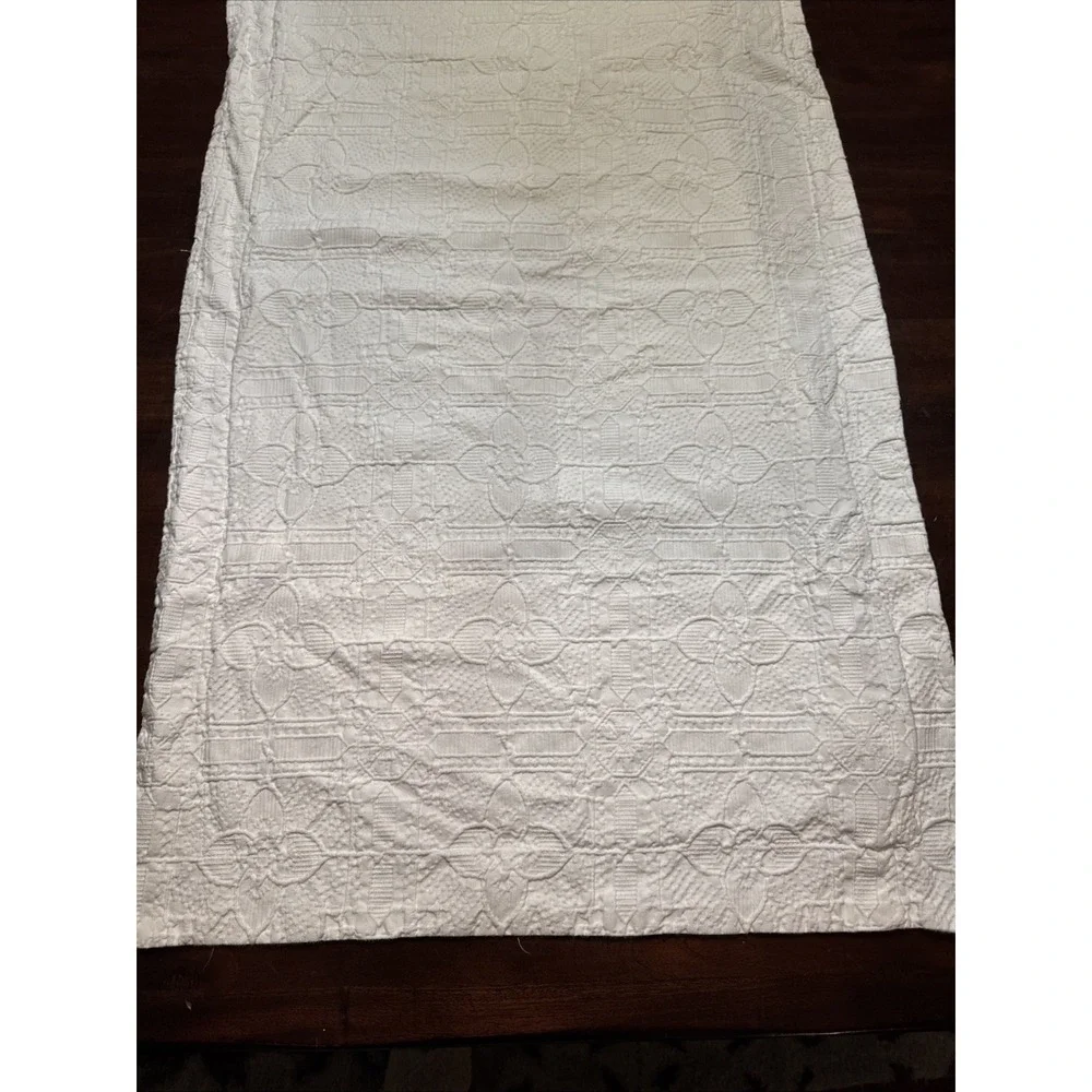 Ralph Lauren Pillow Sham KING Size Sascha Textured Medallion White